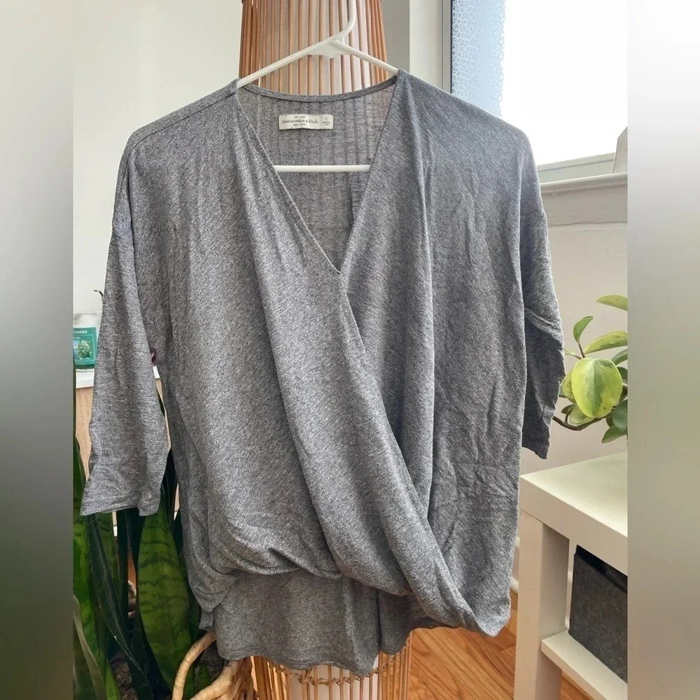 Abercrombie & Fitch Gray Surplice Sweater Top